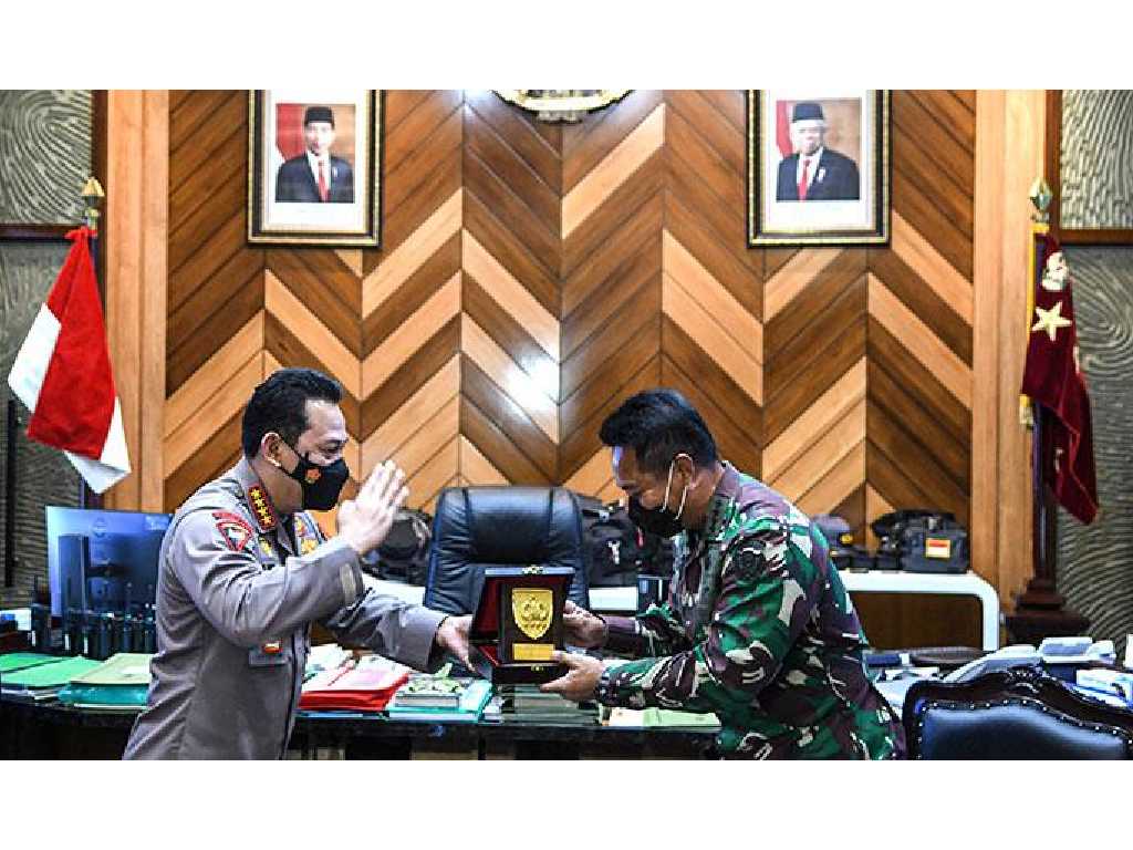 Solidkan TNI-Polri, Jenderal Andika Silaturahmi dengan Kapolri Sigit