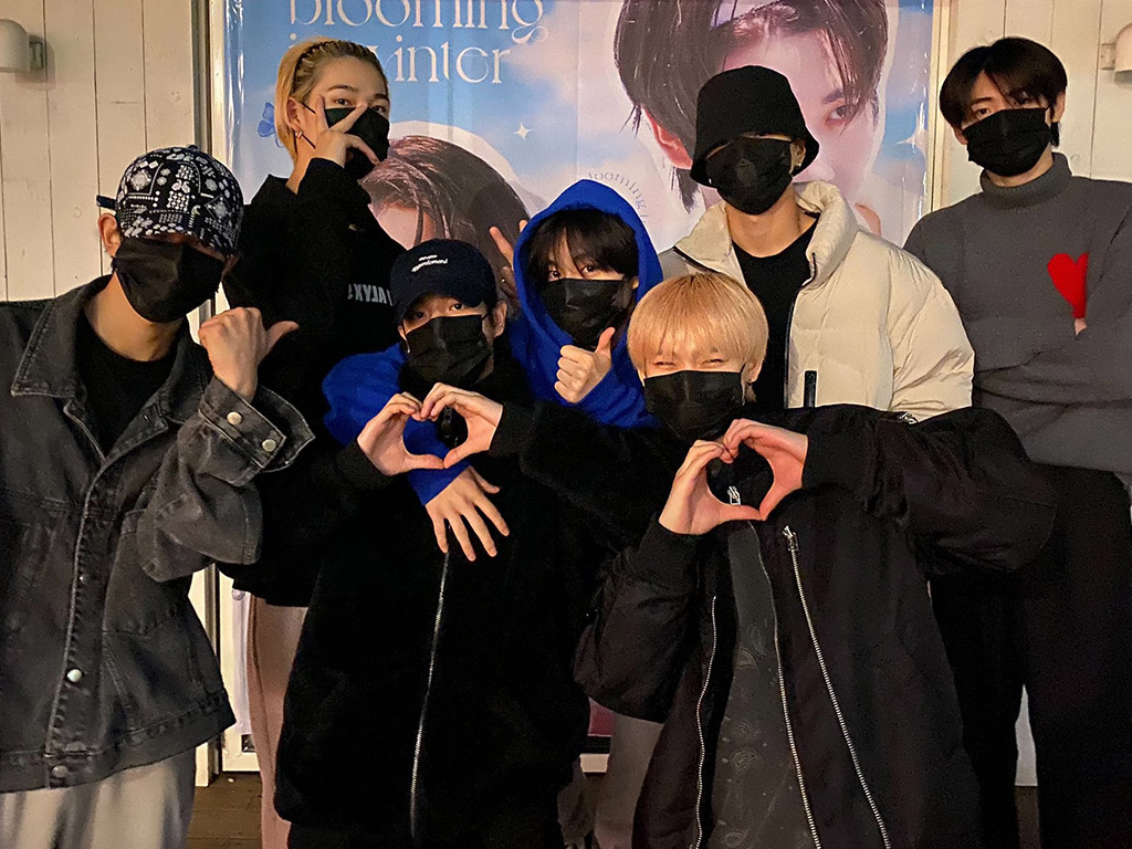 Boyband K-Pop Enhypen Ajak Fans Rayakan Ultah Bareng