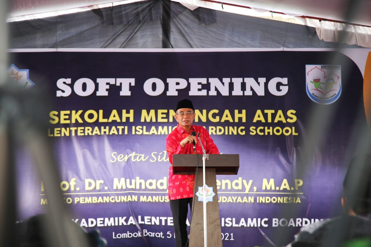Menko PMK Ungkap Kelemahan Lembaga Pendidikan Islam di Indonesia
