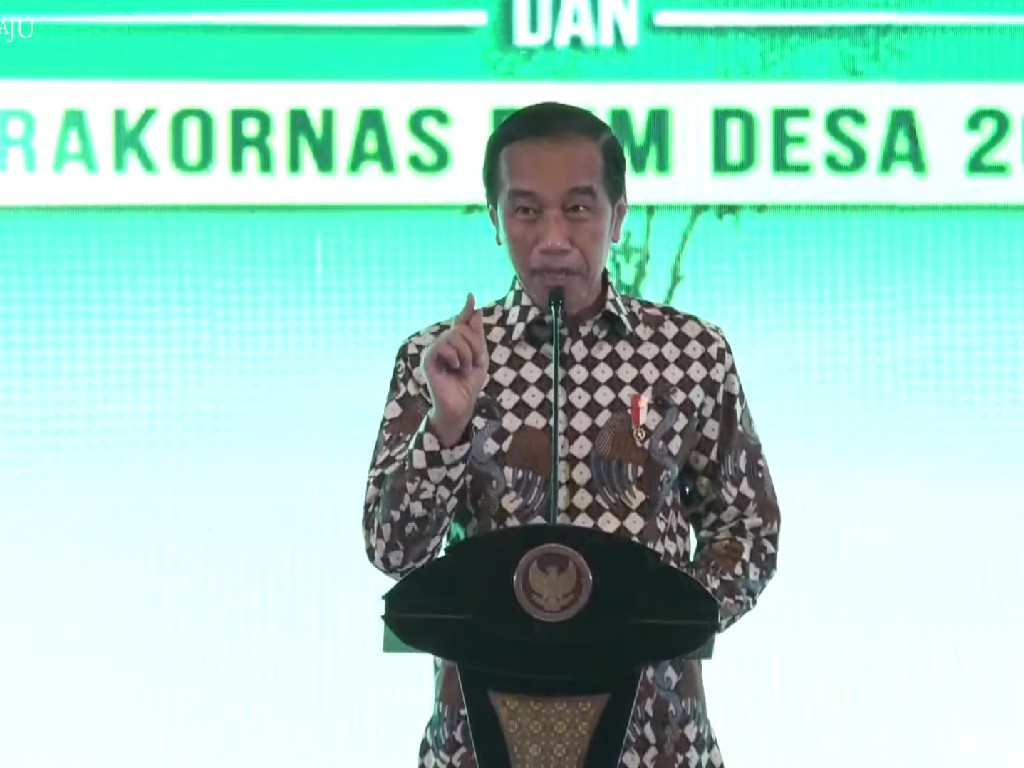 Jokowi Minta Lukas Enembe Tak Mangkir dari Panggilan KPK