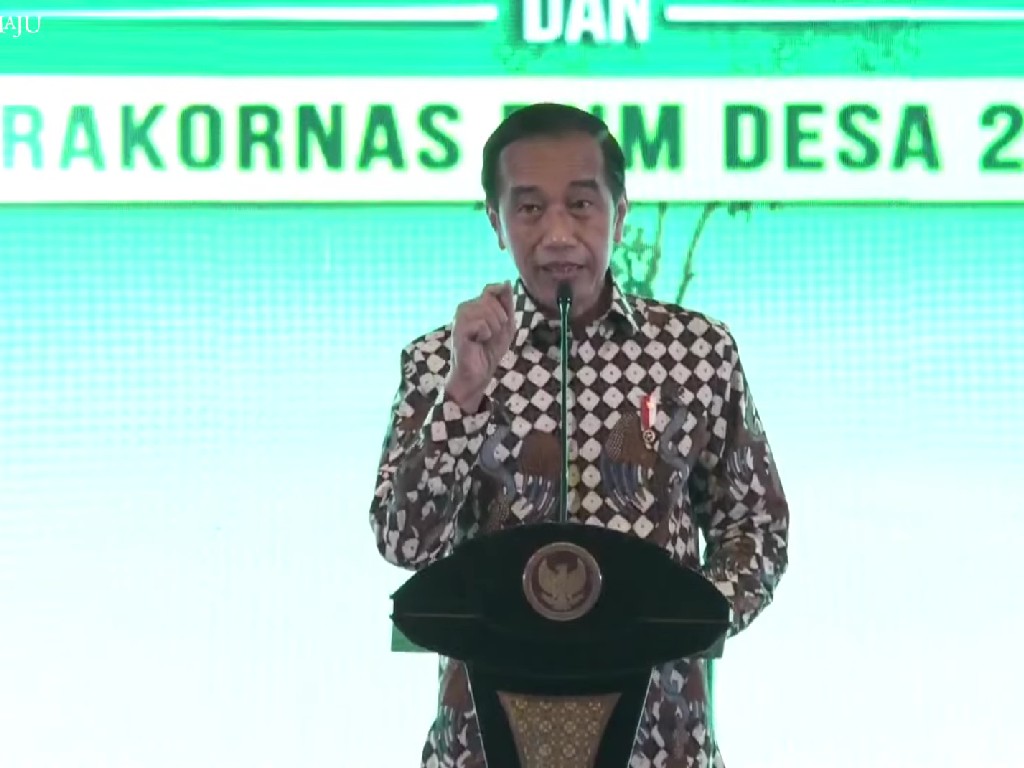 Jokowi: Jangan yang di Desa Hanya Jadi Penonton, Melihat Tambang Diambil