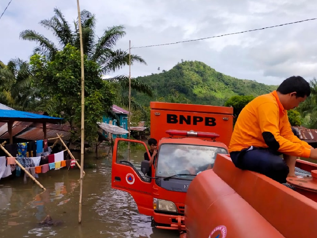 278 Rumah Terdampak Banjir dan Longsor di Tapanuli Selatan