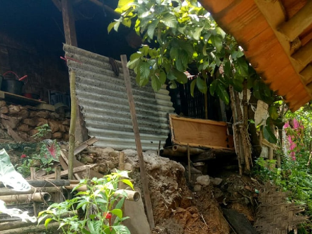 Tanah Bergerak di Bogor, 2 Rumah Warga Rusak