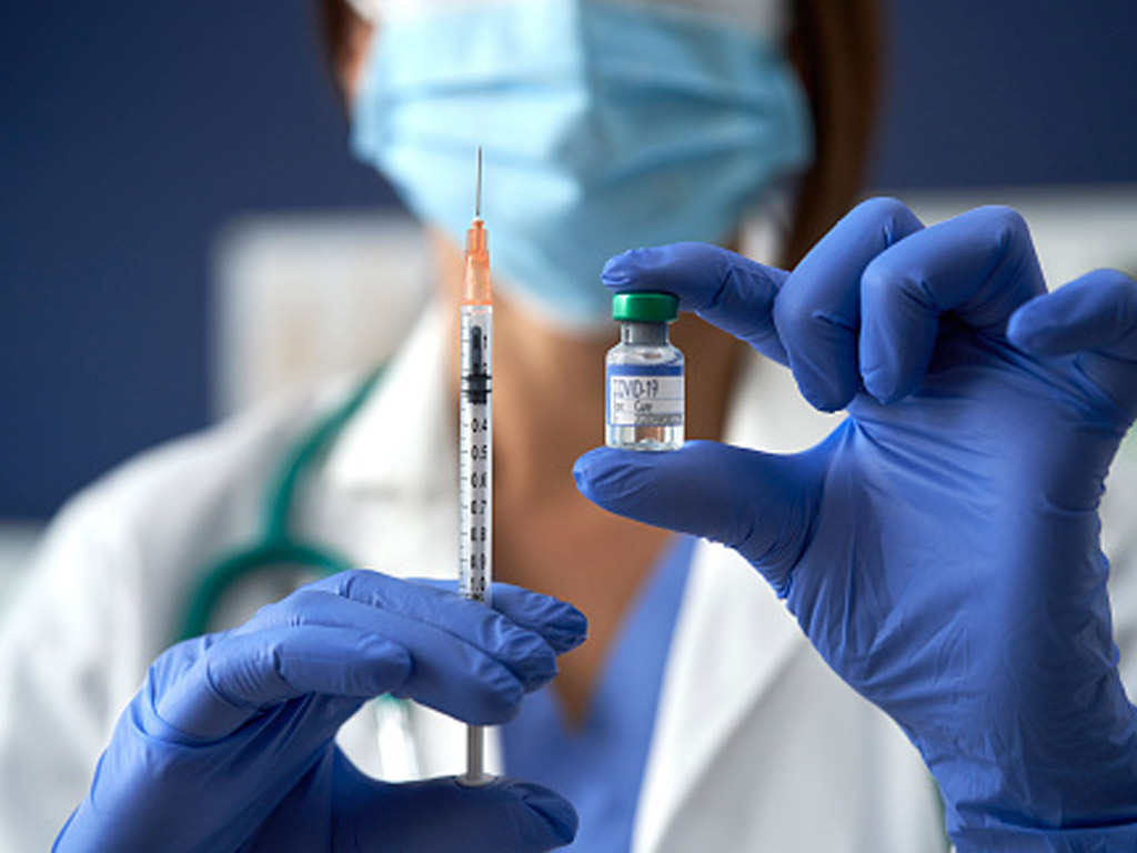 Vaksinasi Booster di Jabar untuk Sasaran Terbatas