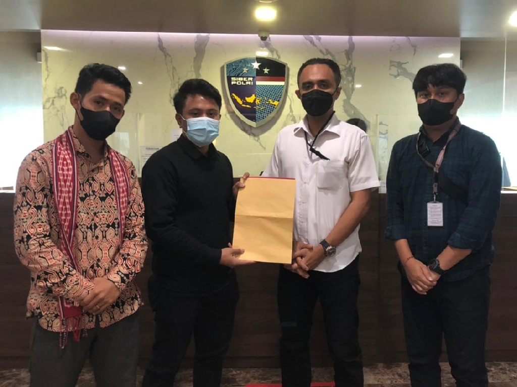 Potensi Timbulkan Kegaduhan, 3 Pemuda Kalimantan Laporkan Edy Mulyadi ke Bareskrim