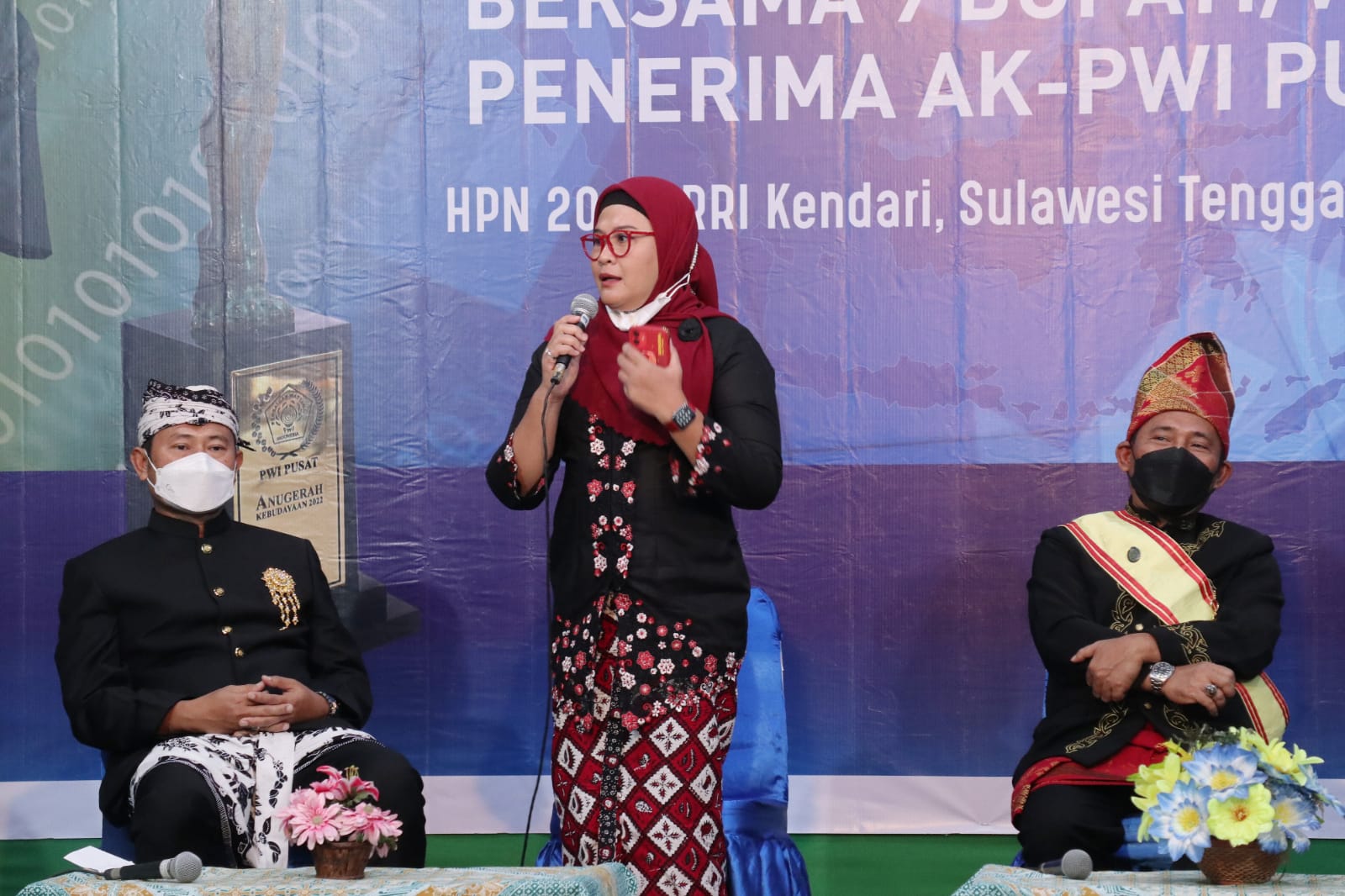 Bupati Indramayu Paparkan Program I-Ceta Pada Dialog Kebudayaan HPN 2022