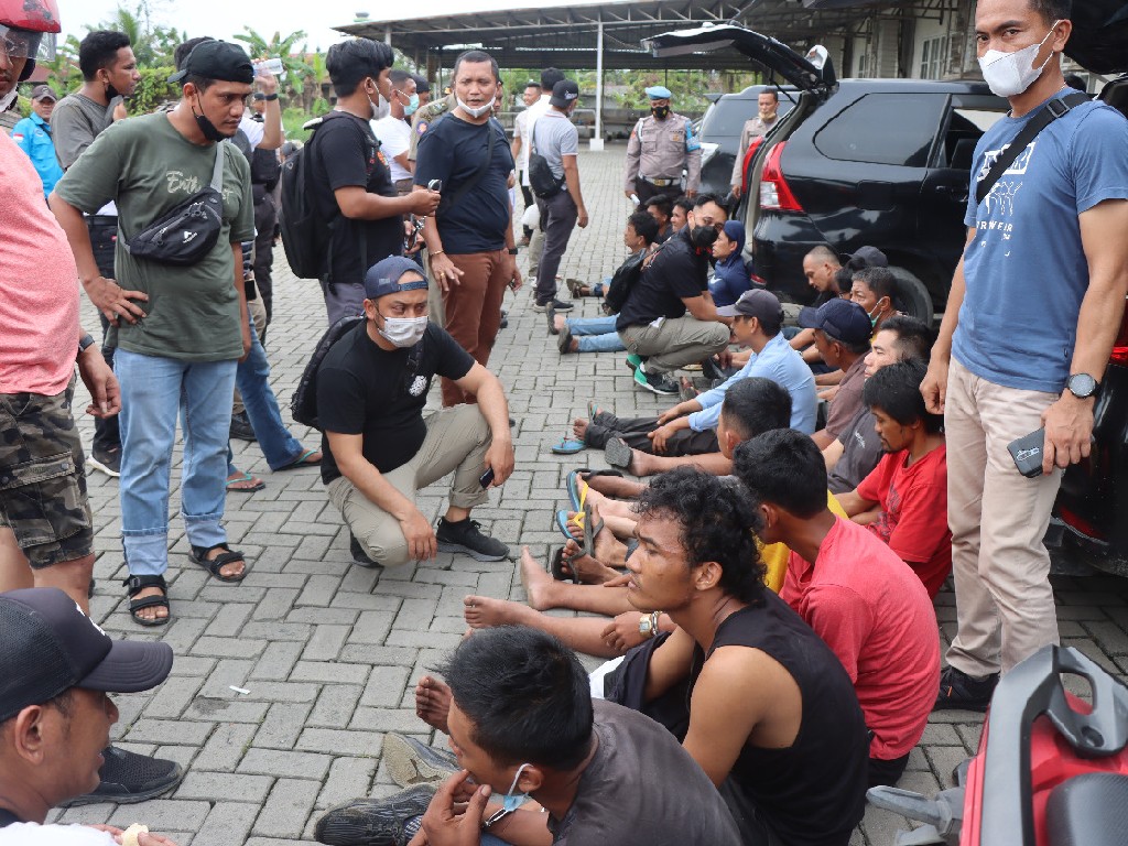 Operasi Antik Toba, Polisi Tangkap 16 Orang Positif Sabu dari 3 Lokasi di Deli Serdang