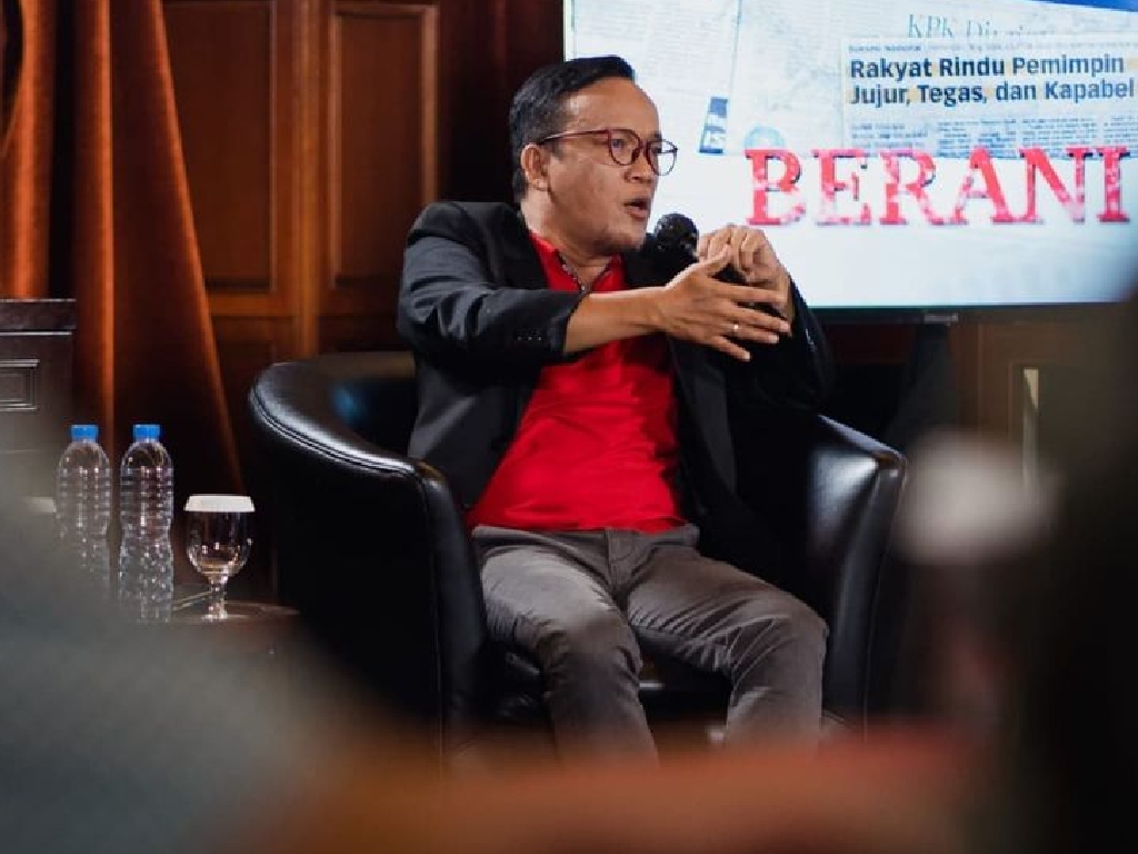 Berang Tak Becus Atasi Persoalan Minyak Goreng, Jokowi Mania Sentil Mendag Muhammad Lutfi