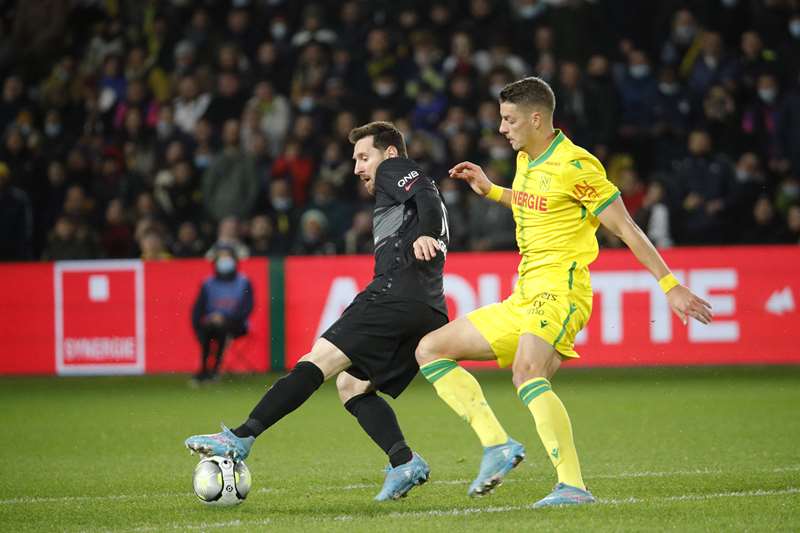 Diperkuat Trio Maut MNM, Secara Mengejutkan PSG Tumbang di Kandang Nantes