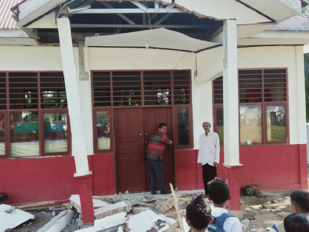 Sebanyak 7 Warga Meninggal Akibat Gempa di Sumatra Barat
