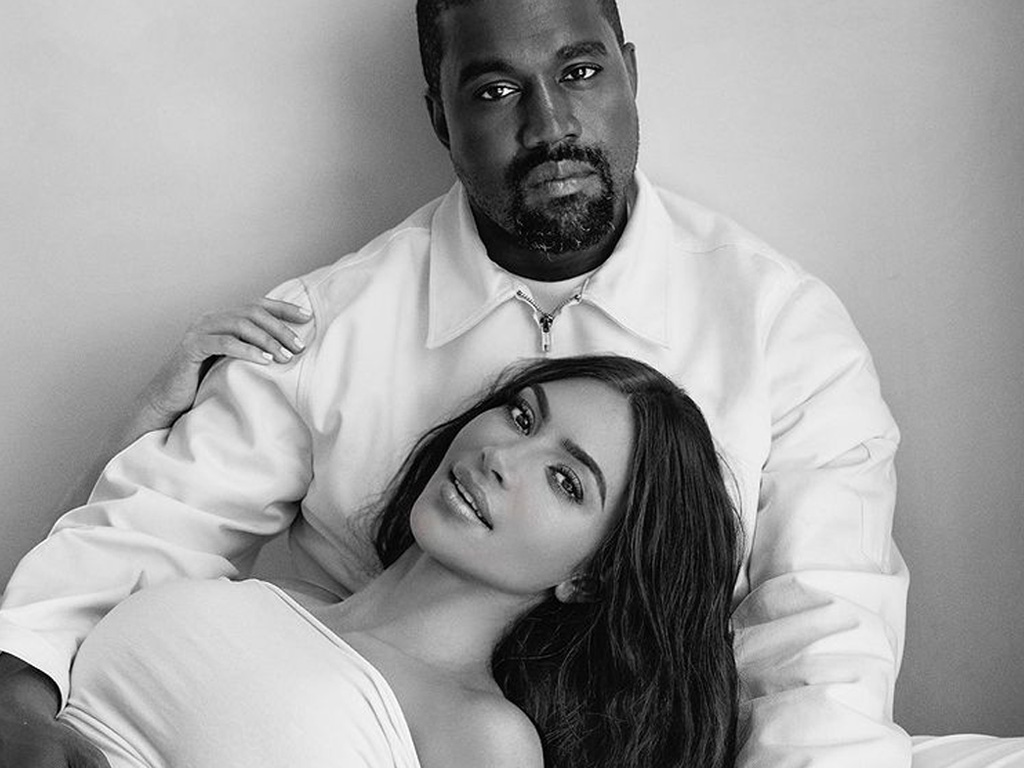 Foto: Momen Mesra Kanye West dan Kim Kardashian Sebelum Bercerai