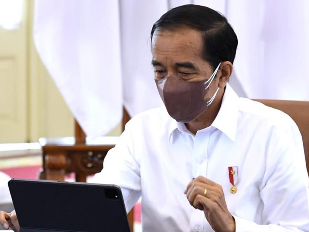 Presiden Jokowi Minta Vaksinasi Booster Terus Digenjot