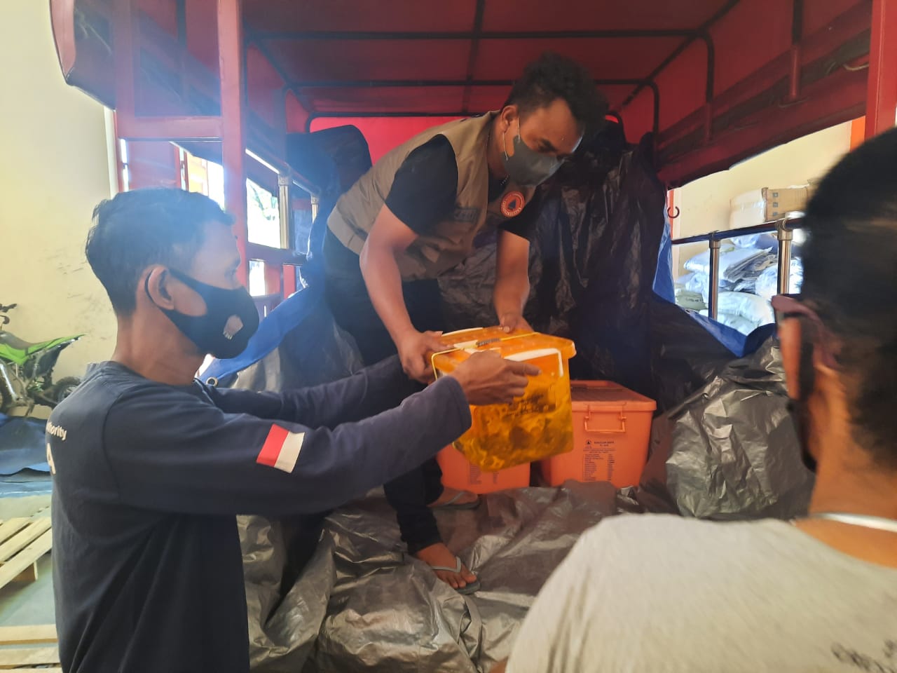 Banjir Melanda Kabupaten Luwu, Pemprov Sulsel Salurkan Bantuan