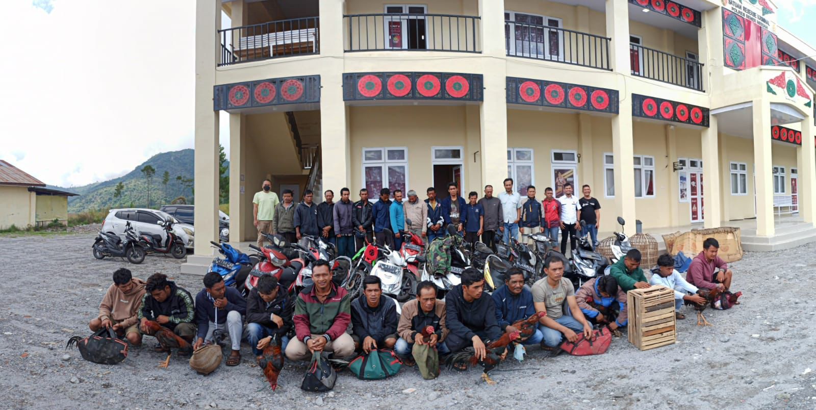 Sekolah SMP di Aceh Jadi Arena Sabung Ayam, 29 Orang Digiring ke Mapolres