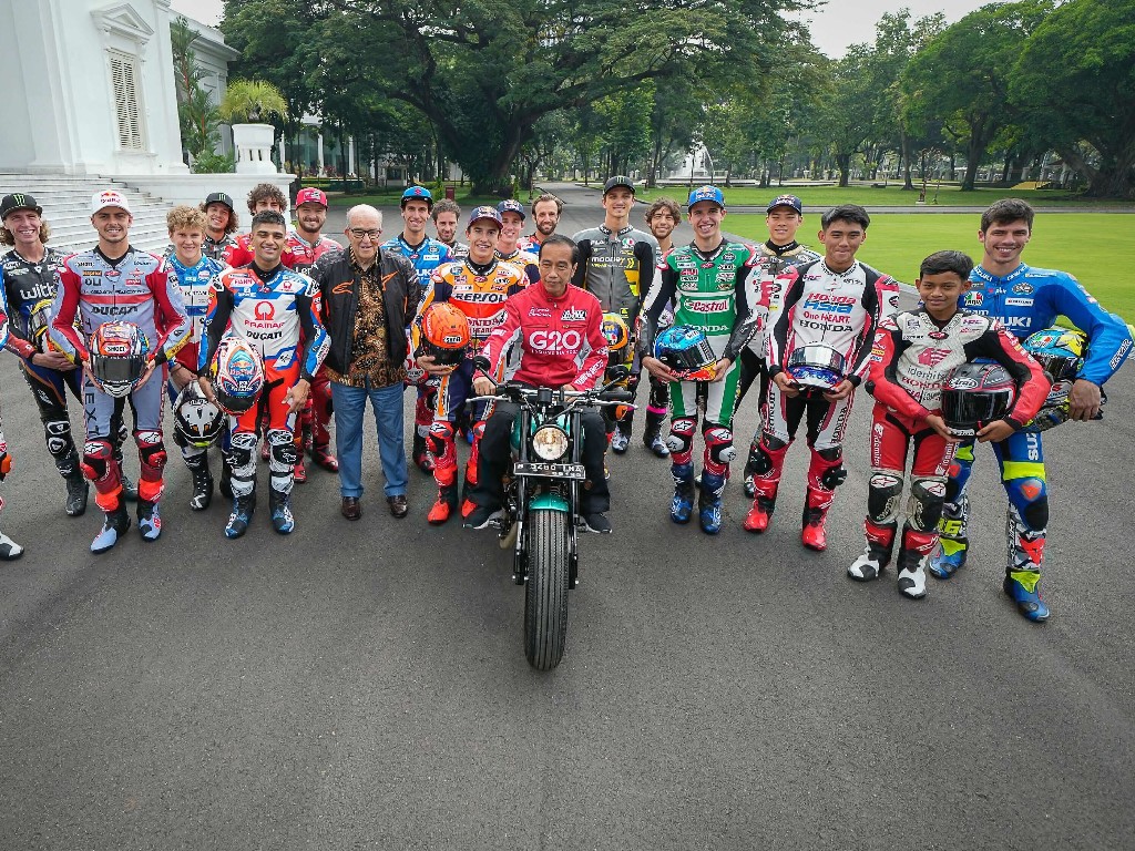 Ini Kata Jokowi ke Marc Marquez Cs saat Mengenalkan Motor Kawasakinya