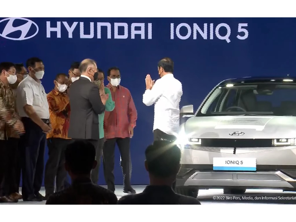 Presiden Jokowi Luncurkan Mobil Listrik Hyundai Ioniq 5