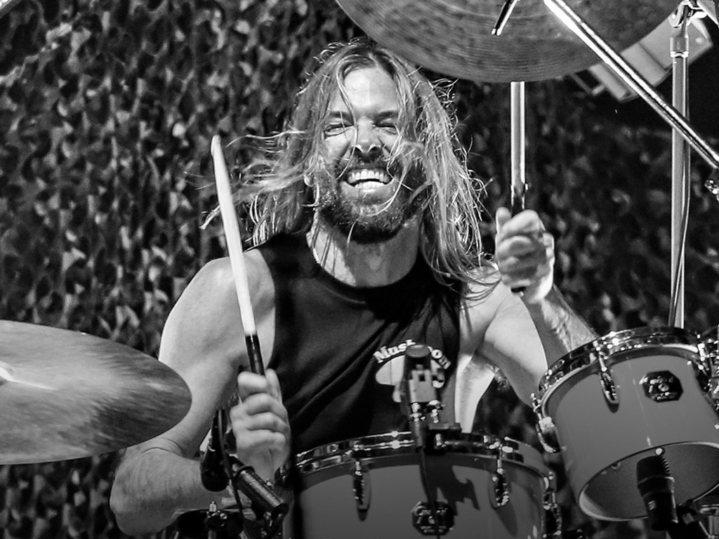 Foo Fighters Bakal Gelar Konser Penghormatan untuk Taylor Hawkins