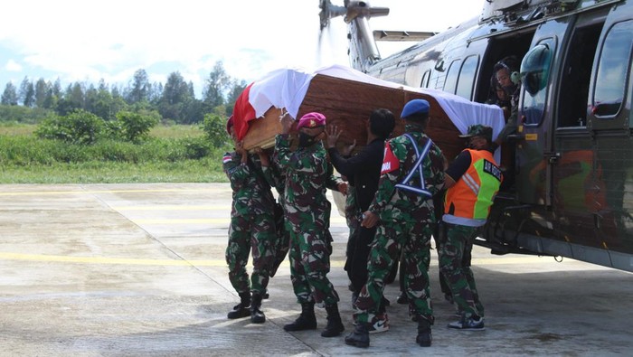 Dua Manirir Korban Penembakan KKB di Papua Diterbangkan ke Kendari dan Kupang