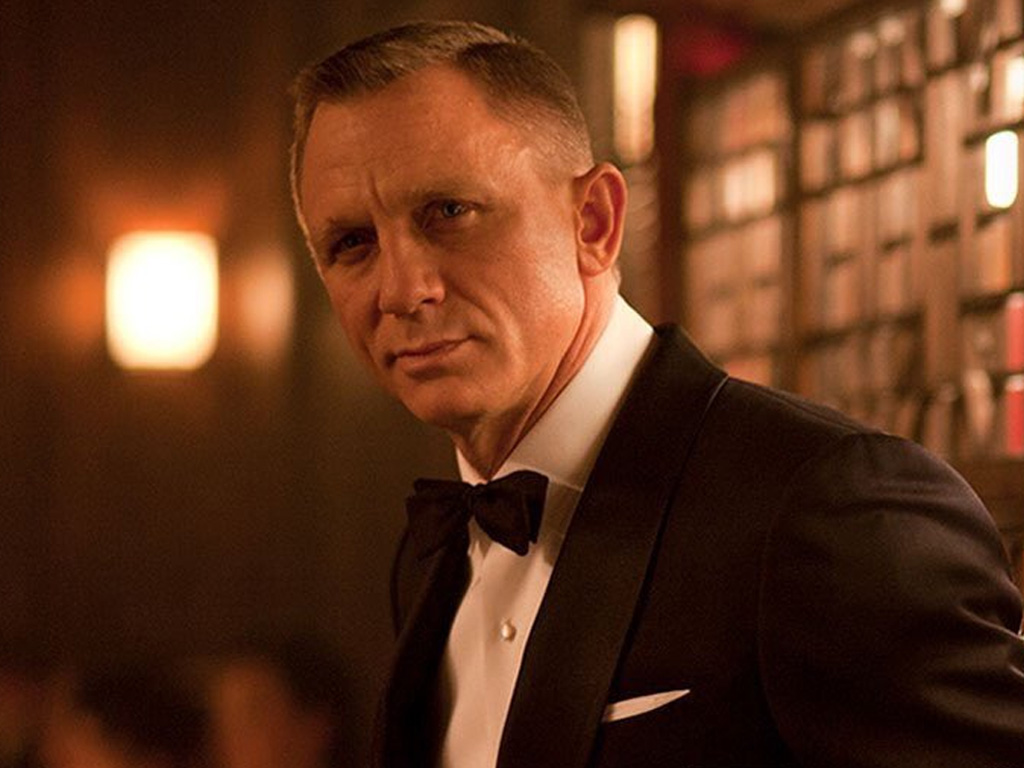 Aktor Pemeran James Bond, Daniel Craig Positif Covid-19
