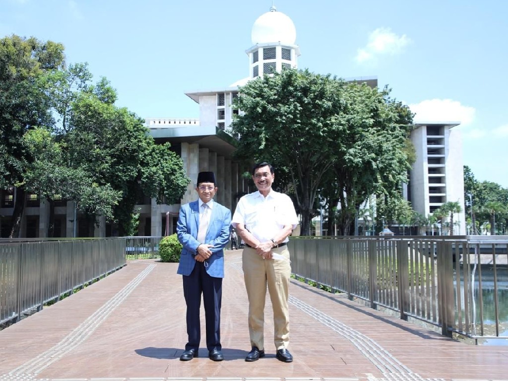 Luhut, Imam Besar Masjid Istiqlal, dan Terowongan ke Gereja Katedral Jakarta