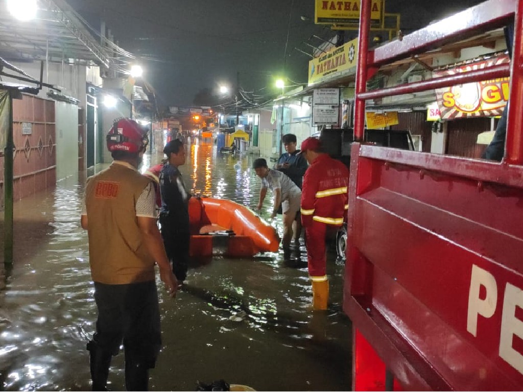 Banjir di Kota Tangerang Perlahan Surut, 445 KK Terdampak