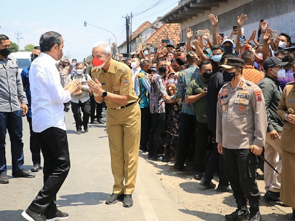 Ditanya Pilih Puan Maharani Atau Ganjar Pranowo, Ini Jawaban Presiden Jokowi