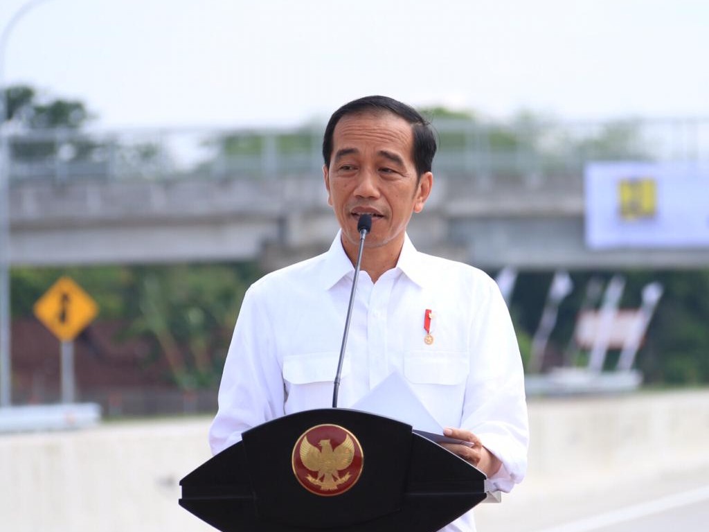 Jokowi Bangga Bangun 1.900 Kilometer Jalan Tol Selama 7 Tahun