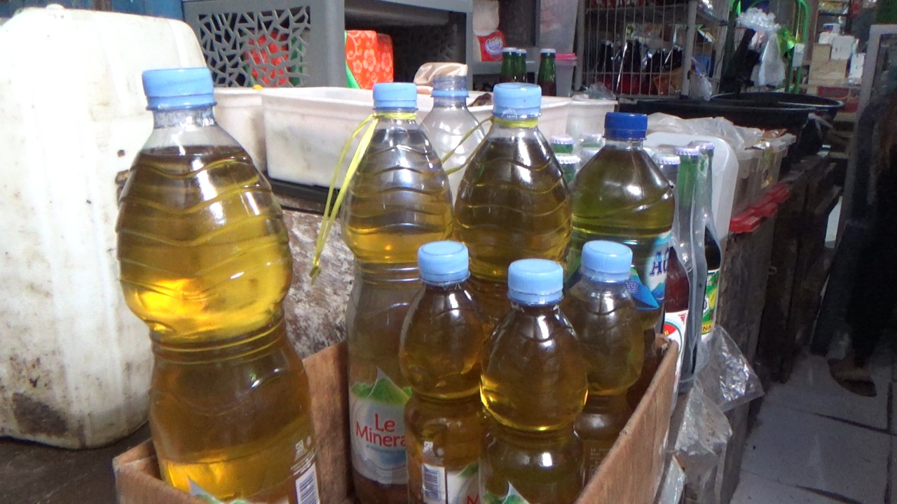 Distribusi Minyak Goreng Curah di Majene Mulai Lancar, Harganya Turun
