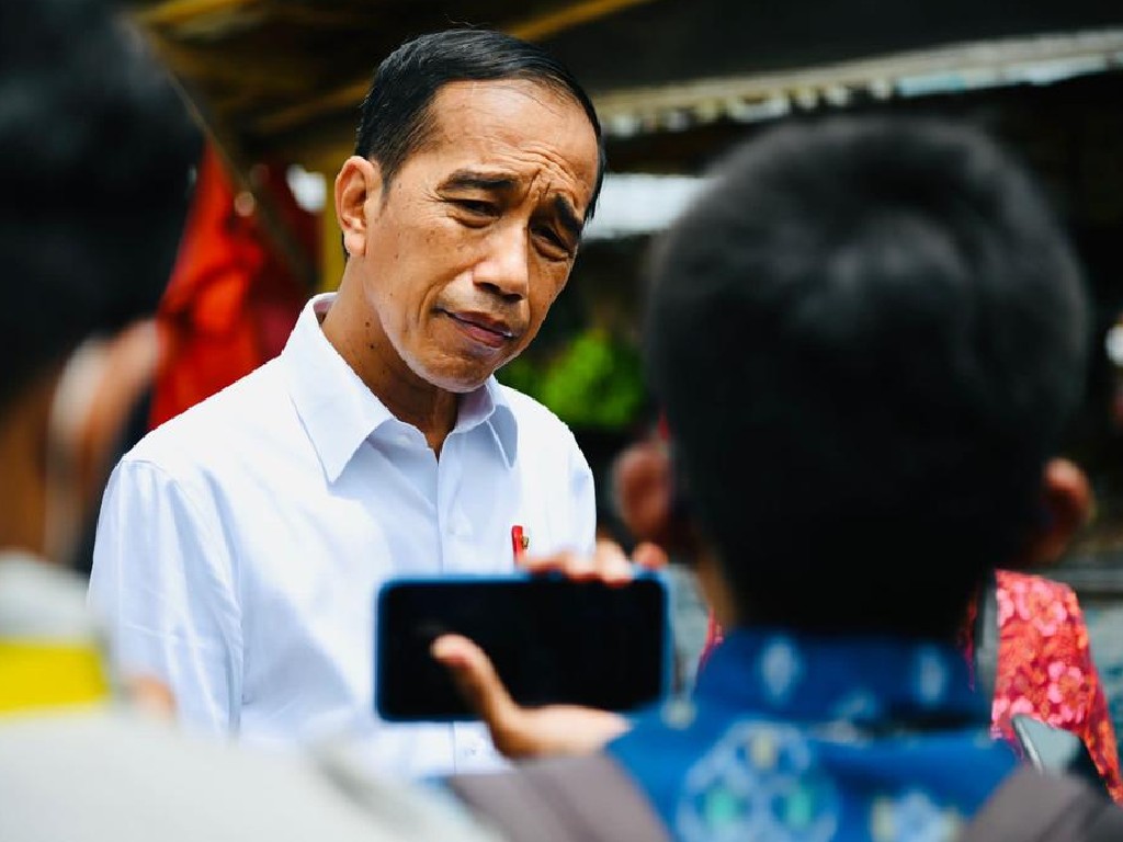 Jokowi ke Pemudik: Kereta Api dan Pesawat Masih Ada Ruang