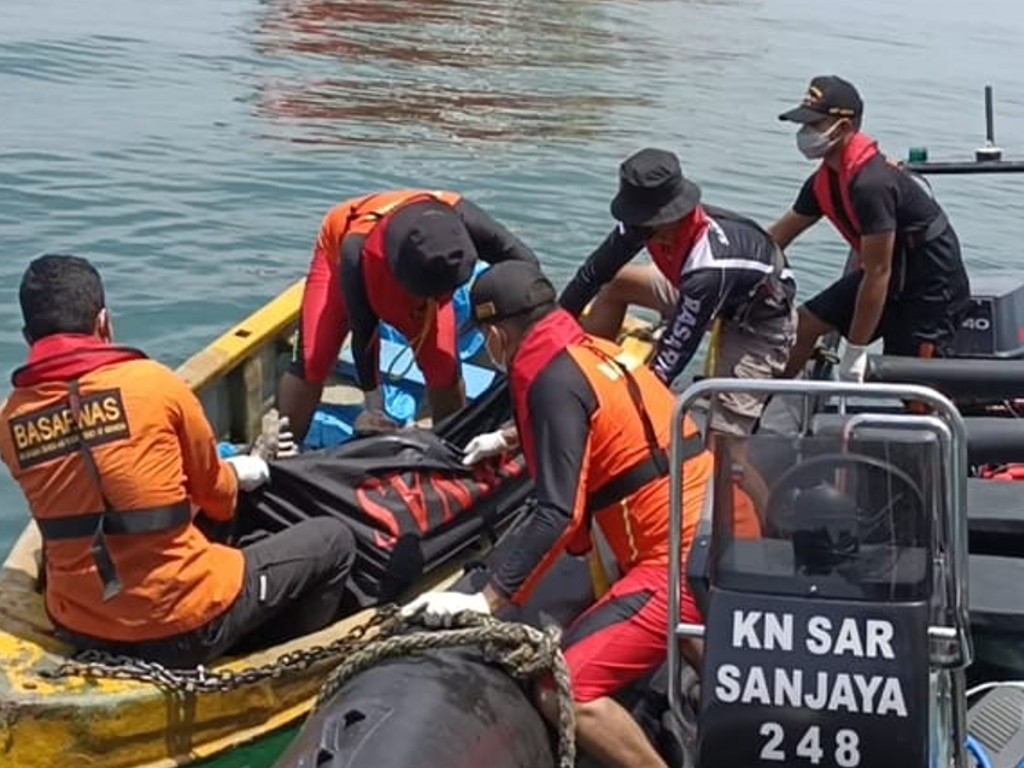 SAR Medan Kerahkan KN Sanjaya Cari ABK KM Anugerah yang Hilang di Pulau Jemur Asahan