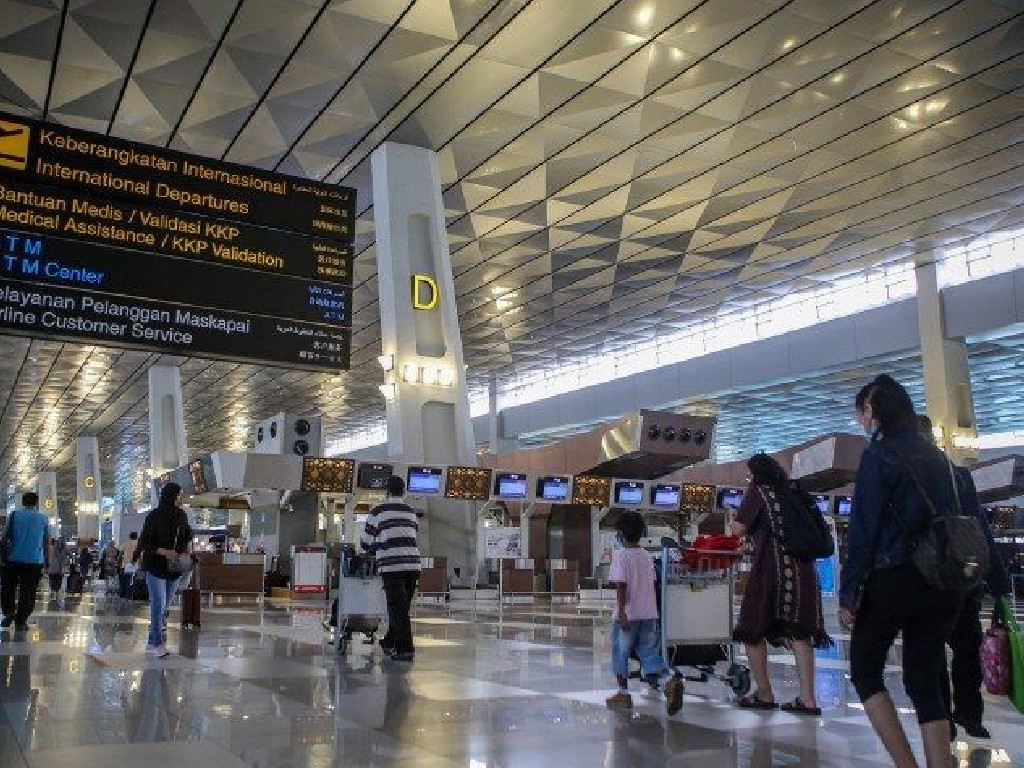 Bandara Mulai Ramai, Diperkirakan 8,9 Juta Orang Mudik dari Jalur Udara   