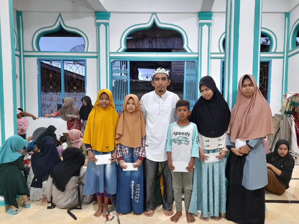 Cara Warga Aceh Peduli Anak Yatim Jelang Lebaran