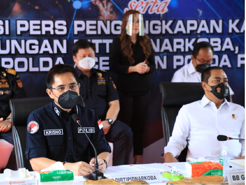 Bareskrim dan Polda Aceh Tangkap 2 Kurir Narkotika Jenis Sabu Jaringan Malaysia-Aceh