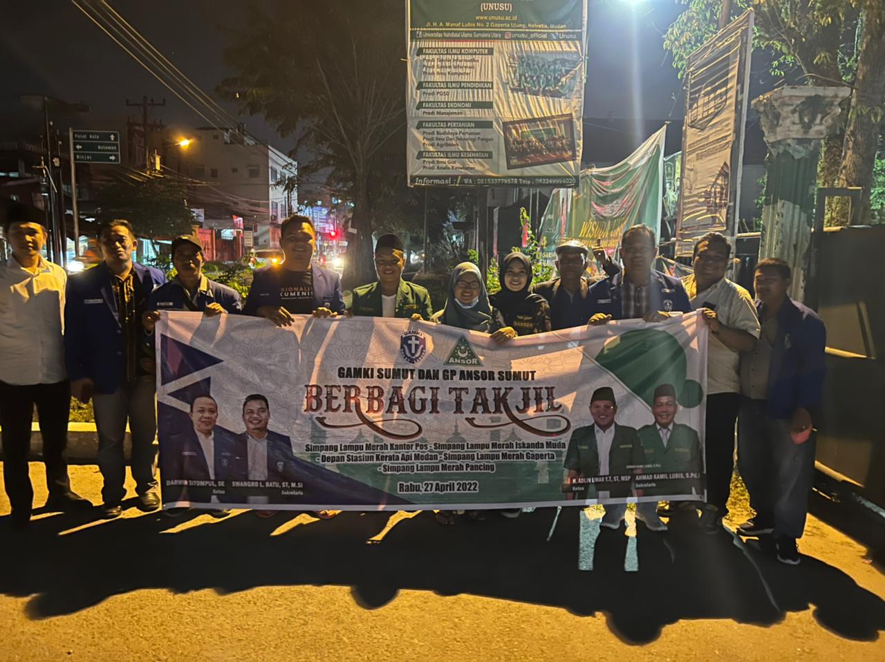GAMKI Sumut dan GP Ansor Berbagi Takjil di 5 Lokasi Kota Medan