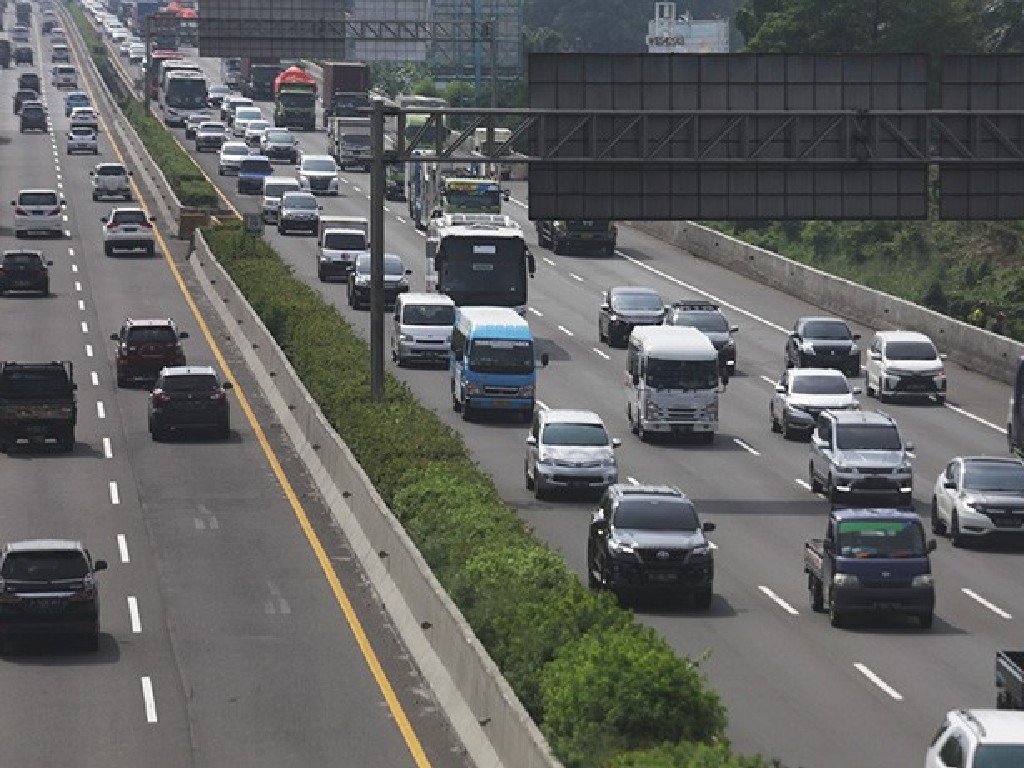 Begini Aturan Terbaru One Way dan Contraflow di Tol Jakarta-Cikampek
