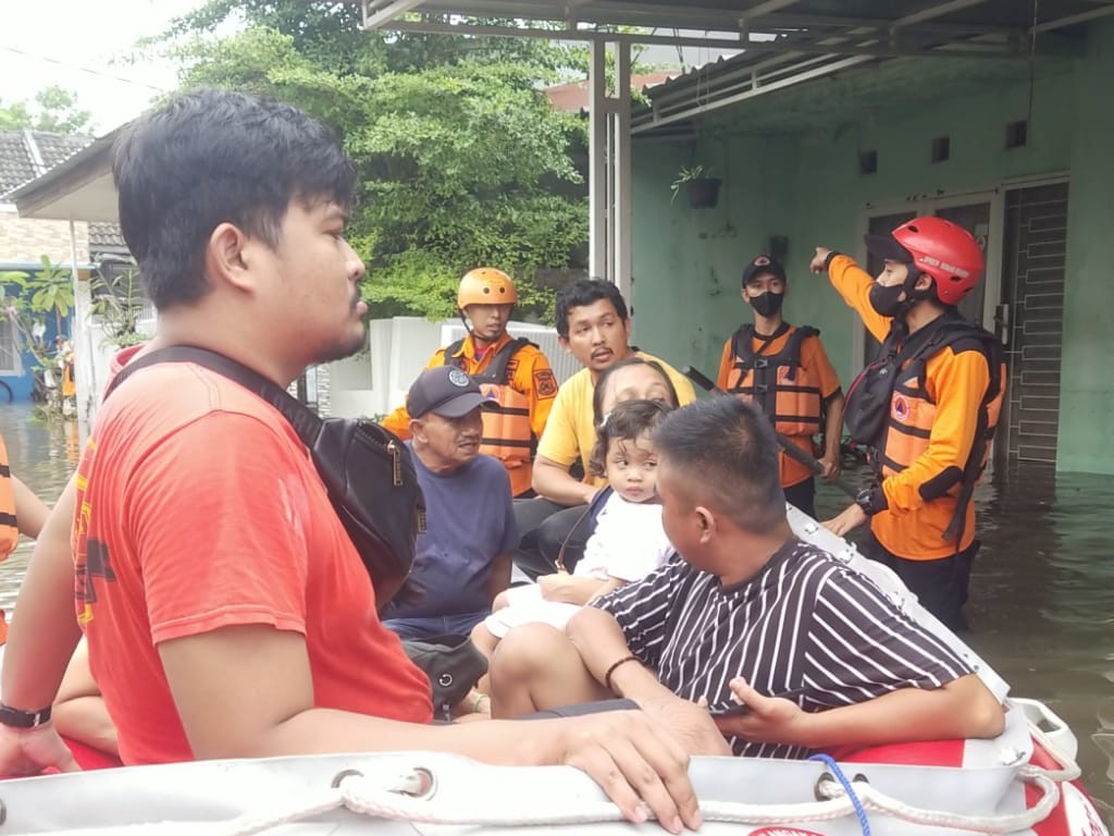 H-2 Lebaran, Banjir Rendam 774 Rumah Warga Tangerang Selatan 