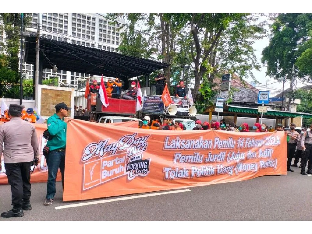 Demo Hari Buruh di KPU, Polda Metro Jaya Mengerahkan 572 Personel