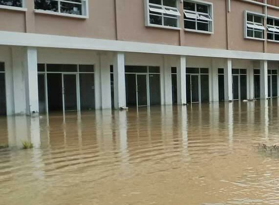 Sejumlah Bangunan di Mateng Tergenang Air Akibat Hujan Deras 