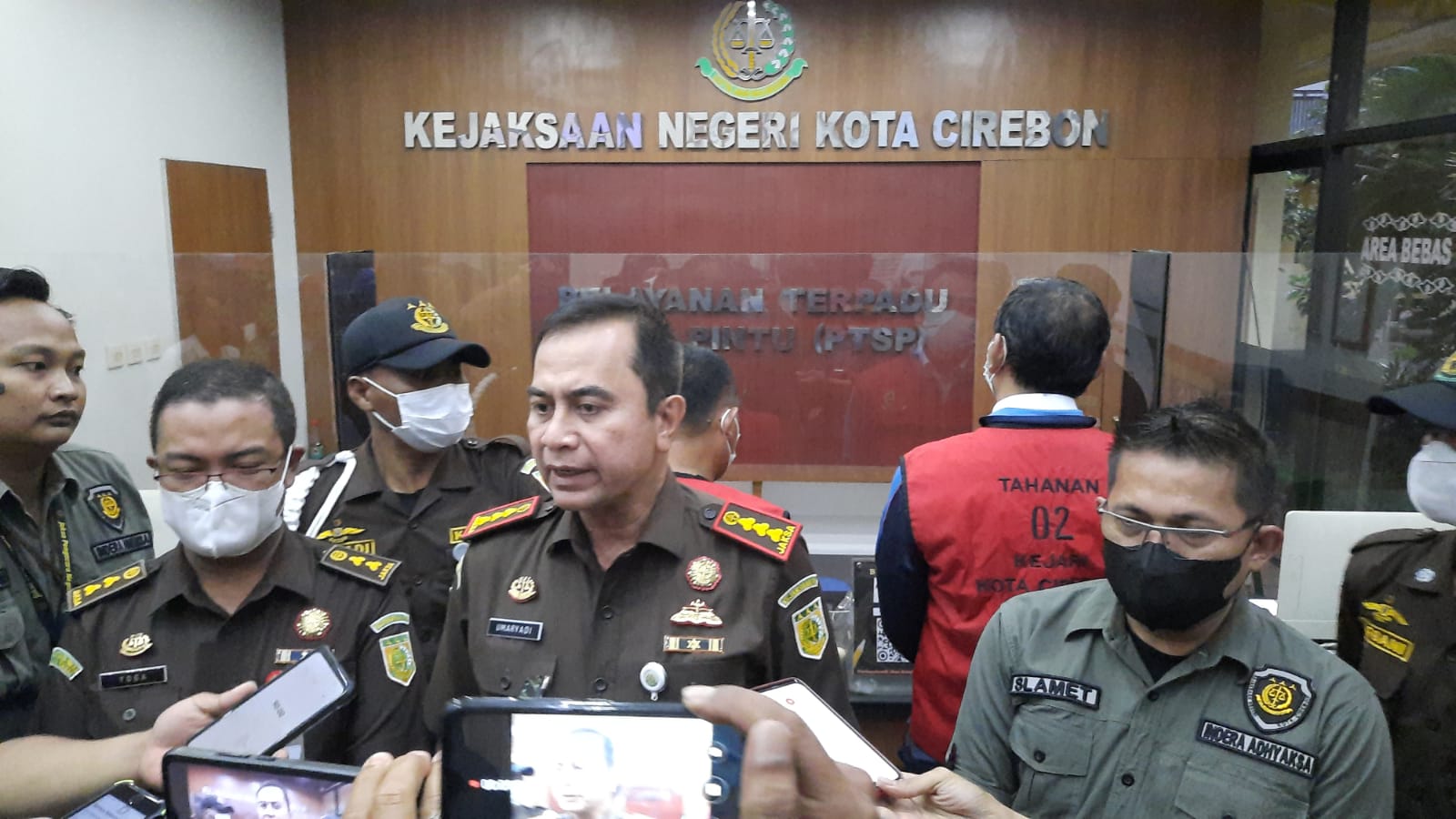 Kejari Kota Cirebon Kembali Tahan Dua Tersangka Kasus Riol