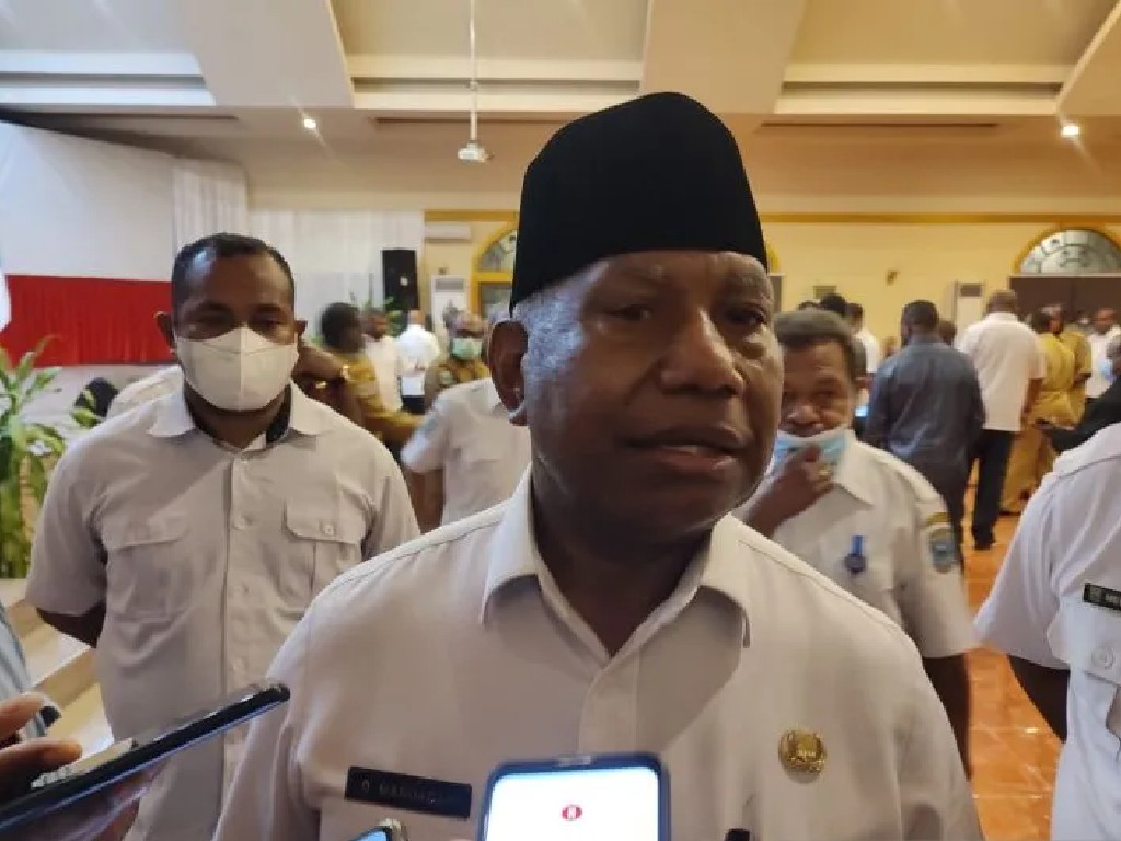 Dominggus Mandacan Tak Hadiri Pelantikan Pj Gubernur Papua Barat