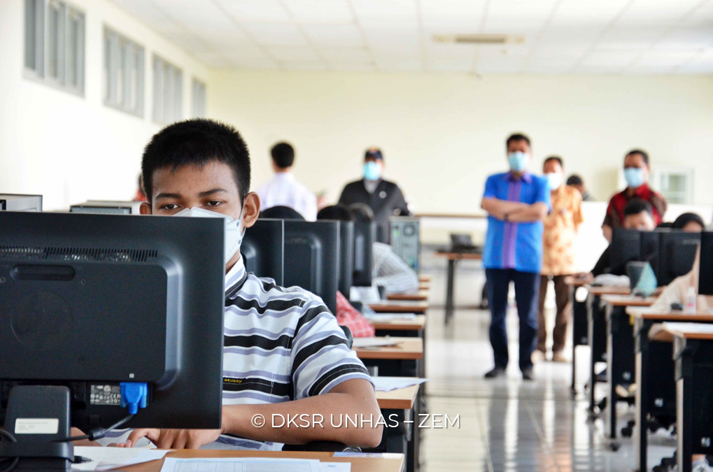 UTBK Hari Pertama di Universitas Hasanuddin, 140 Peserta Tidak Hadir