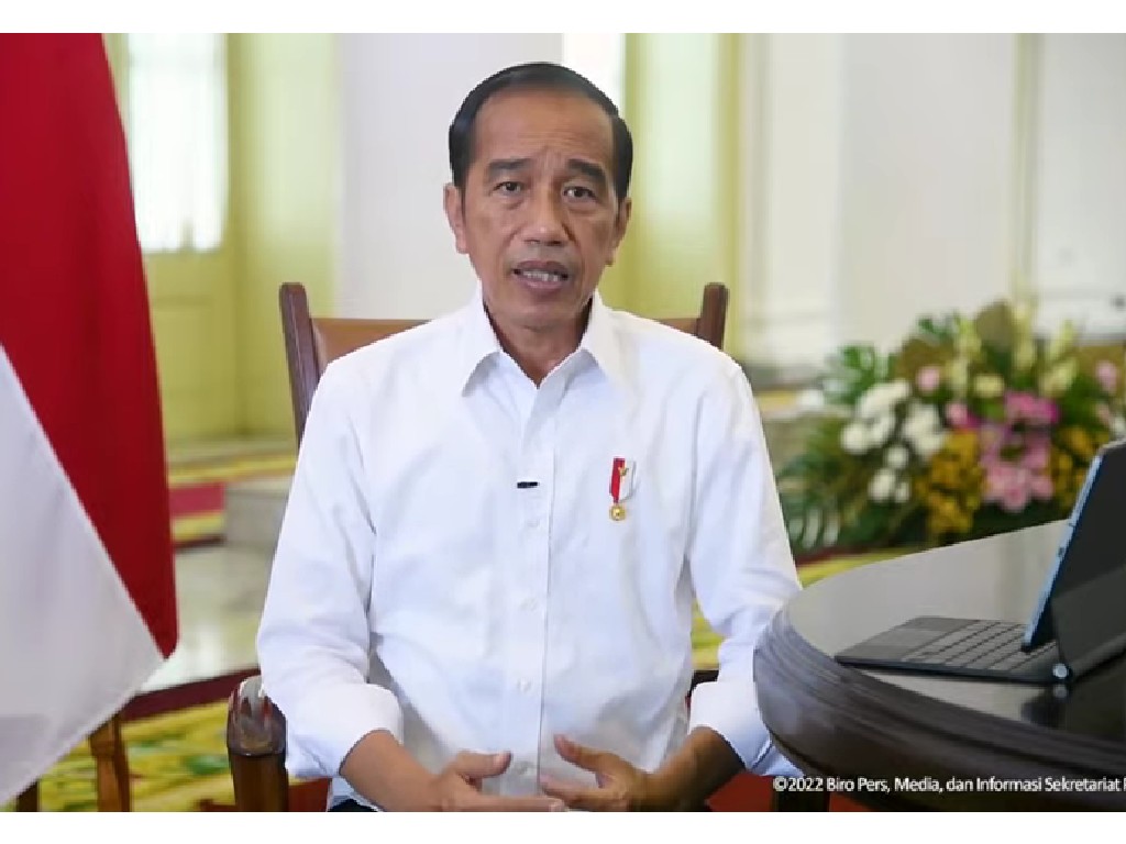 Jokowi: Masyarakat Boleh Tidak Pakai Masker Saat Aktivitas di Area Terbuka