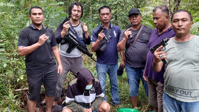 Polres Sangihe Minahasa Utara Tangkap Pelaku Penyelundup Senjata Api ke Papua Barat