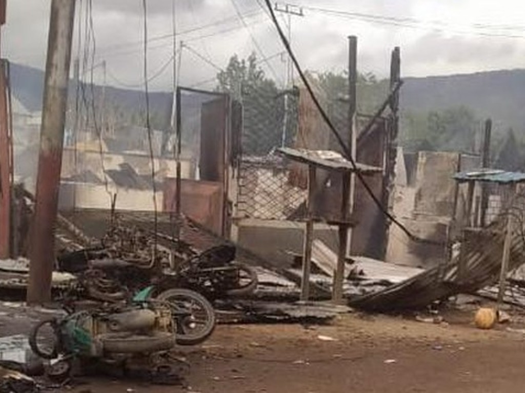 OTK Kembali Meneror Warga Dogiyai Papua, Sejumlah Rumah Warga Dibakar