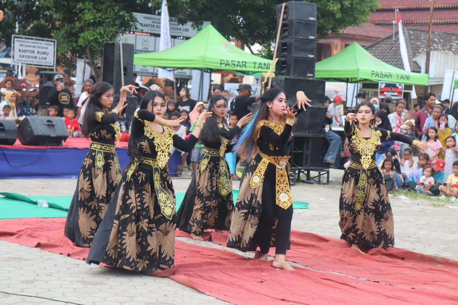 Bupati Cirebon Bangga dengan Gegesik Kreatif Festival