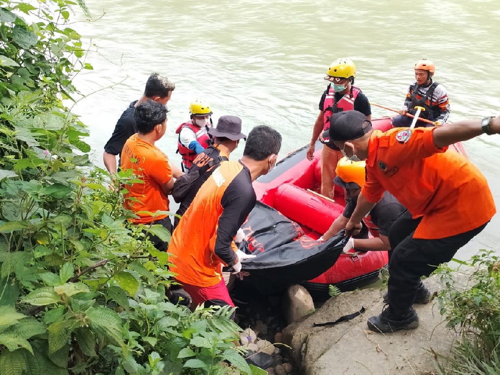 Motor Warga Deli Serdang Ditemukan di Pinggir Sungai, Ternyata Pemiliknya Hanyut