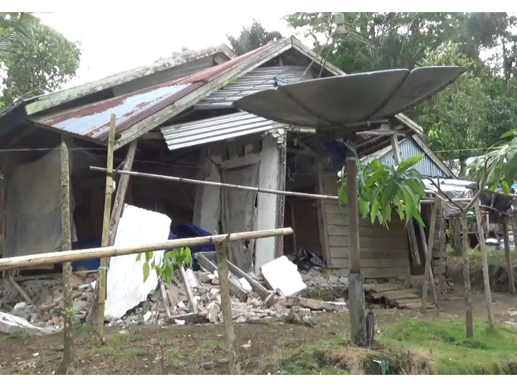 Sejumlah Fasilitas Umum dan Rumah Warga Rusak Akibat Gempa Bumi di Mamuju