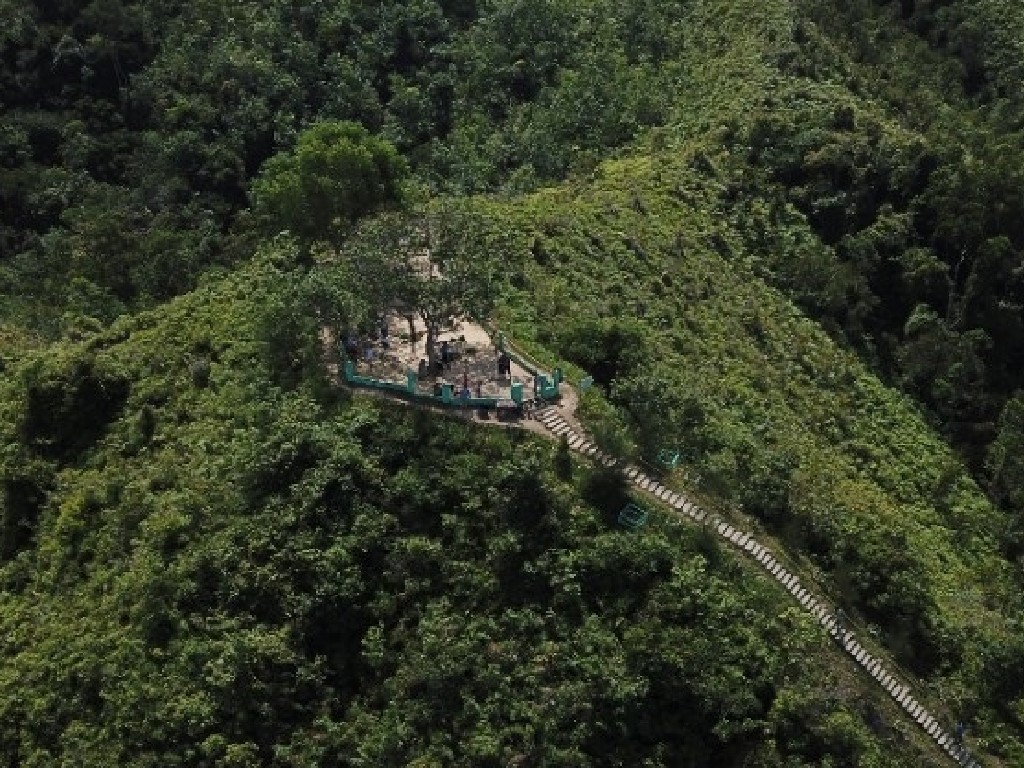 Makam 1000 Tangga, Bukit Ziarah dan Wisata Barus Tapanuli Tengah
