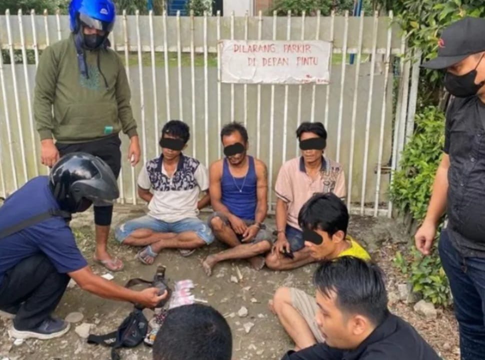 Polrestabes Medan Gerebek Sarang Narkoba di Deli Serdang Lihat Tampang Pelakunya