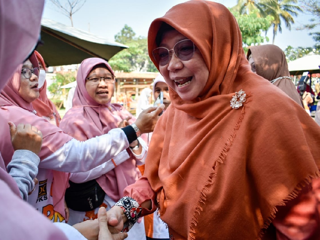 Pesan Anis ke Perempuan PKS: Berikan Kontribusi Terbaik dalam Melayani Masyarakat